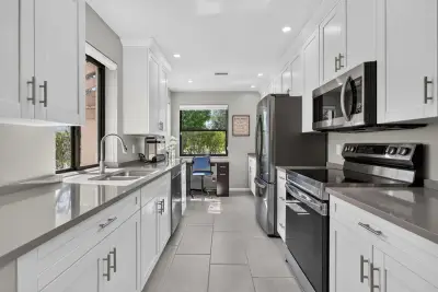 4322 Acacia Cir, Coconut Creek: photo 1 of 53