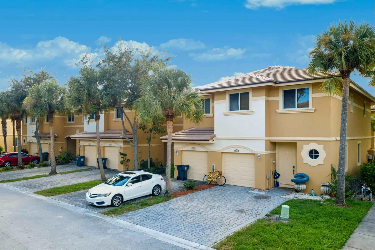 4293 Coventry Pointe Way, Lake Worth: photo 1 of 39