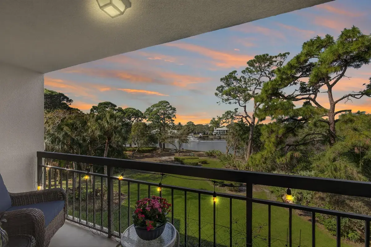 1901 Marina Isle Way #304, Jupiter: photo 1 of 59