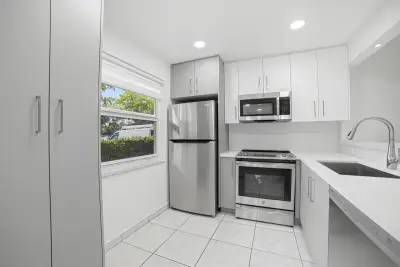 3121 NW 47th Ave #109, Lauderdale Lakes: photo 1 of 52