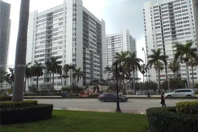 1880 S Ocean Dr #401, Hallandale Beach: photo 1 of 1