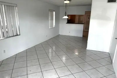 3777 NW 78th Ave #6A, Davie: photo 1 of 9