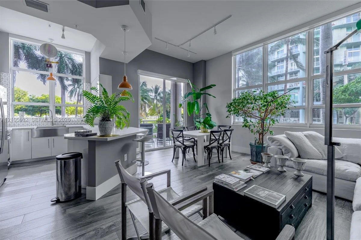2000 N Bayshore Dr #110, Miami: photo 1 of 36