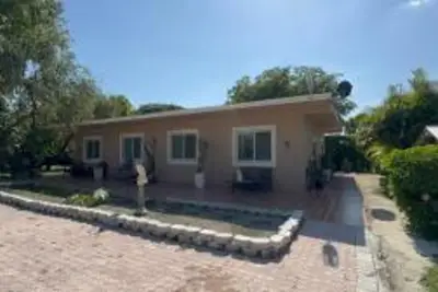 16020 SW 208th Ave #102, Miami: photo 1 of 4