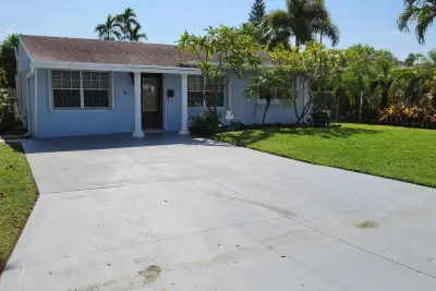 4620 NE 2nd Ter, Oakland Park: photo 1 of 64
