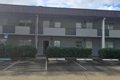7320 NW 85th Ct #102, Tamarac: photo 1 of 2