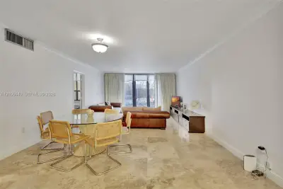 9801 Collins Ave #3T, Bal Harbour: photo 1 of 30