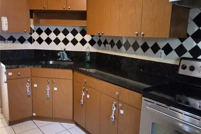 9101 W Sample Rd #102, Coral Springs: photo 1 of 13