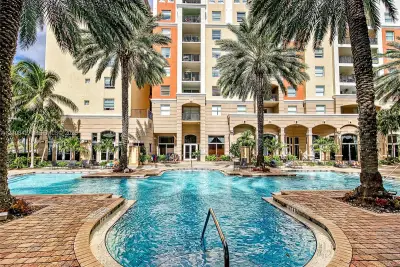 17150 N Bay Rd #2201, Sunny Isles Beach: photo 1 of 26