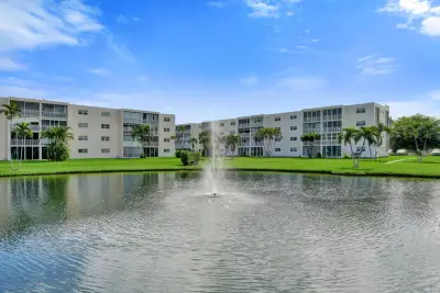 202 SE 10th St #203, Dania Beach: photo 1 of 24