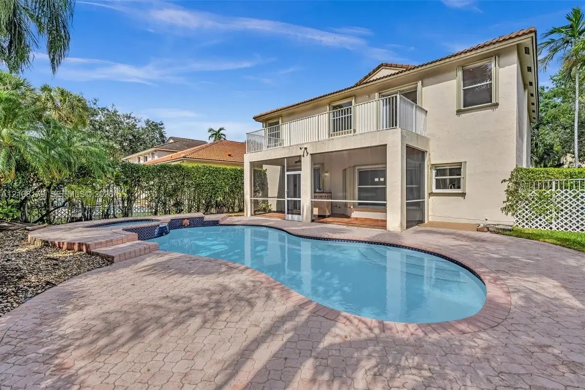 15854 SW 14th Ct, Pembroke Pines: photo 1 of 45