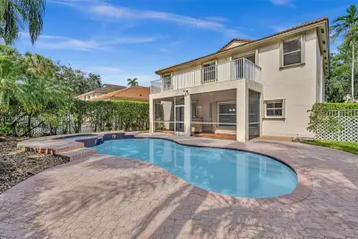 15854 SW 14th Ct, Pembroke Pines: photo 1 of 45