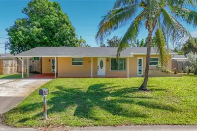 3330 NE 14th Ter, Pompano Beach: photo 1 of 46