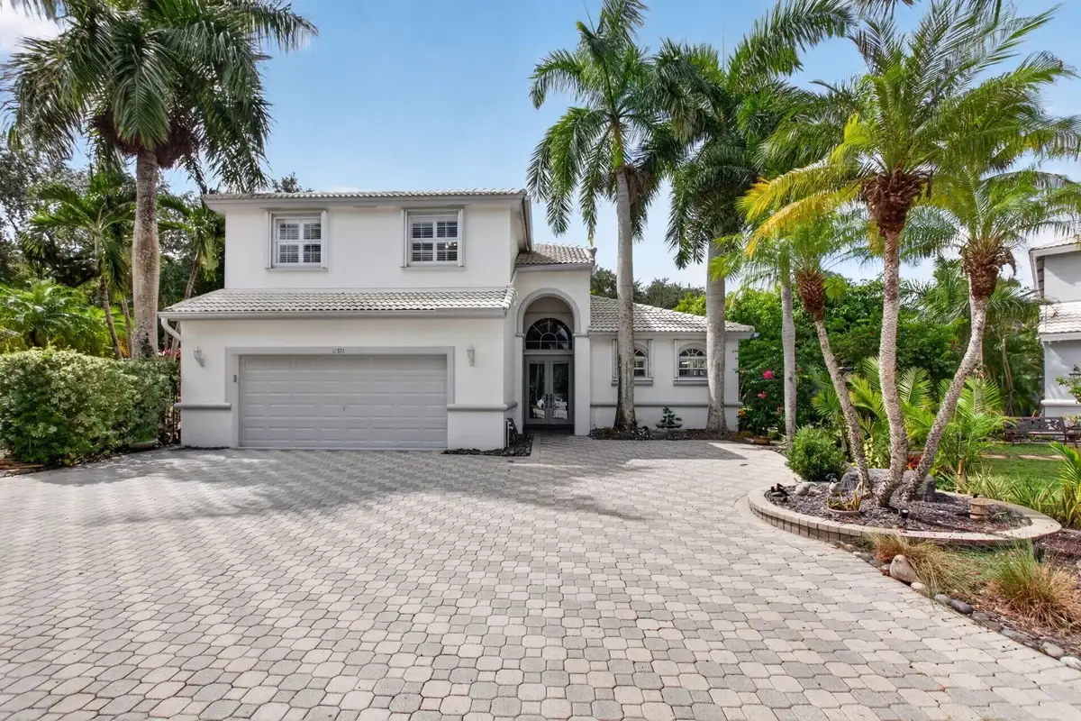 11371 Sea Grass Cir, Boca Raton: photo 1 of 24