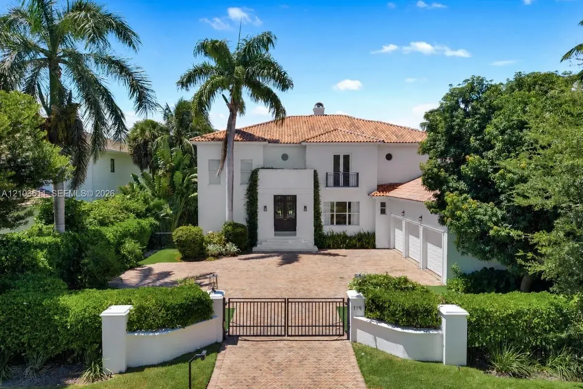 119 Paloma Dr, Coral Gables: photo 1 of 32