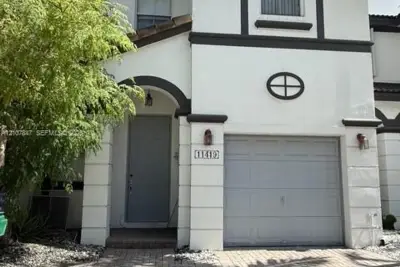 11419 NW 76th Ter, Doral: photo 1 of 28