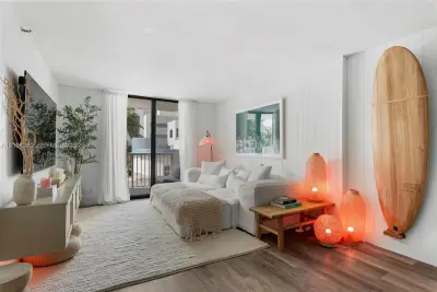 4301 Collins Ave #207, Miami Beach: photo 1 of 31