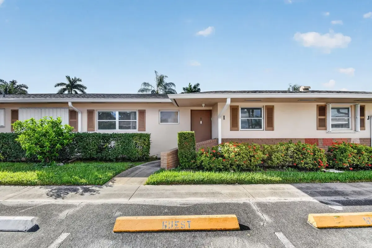 2593 Dudley Dr W #I, West Palm Beach: photo 1 of 36