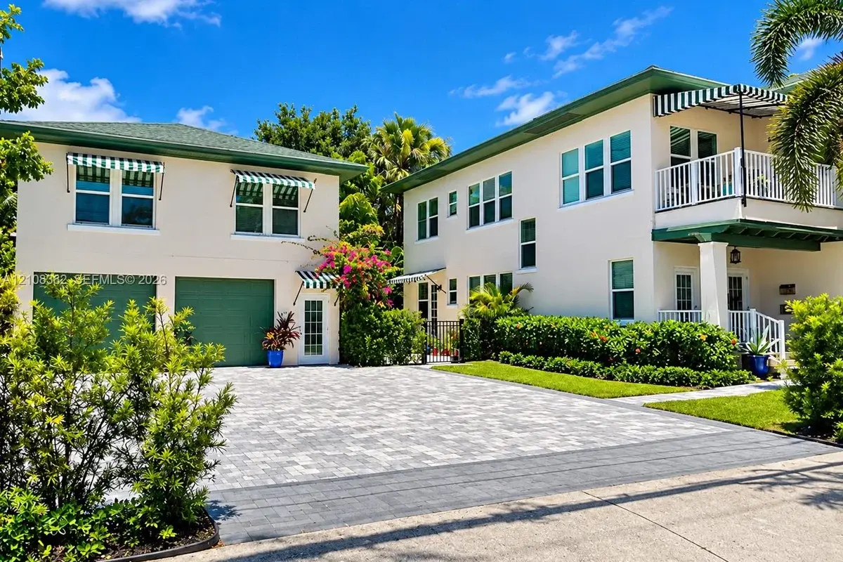 1701 S Olive Ave, West Palm Beach: photo 1 of 10