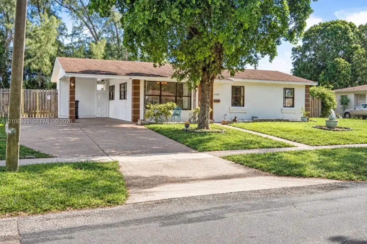 1459 42nd St, West Palm Beach: photo 1 of 22