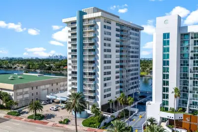5838 Collins Ave #2B, Miami Beach: photo 1 of 16