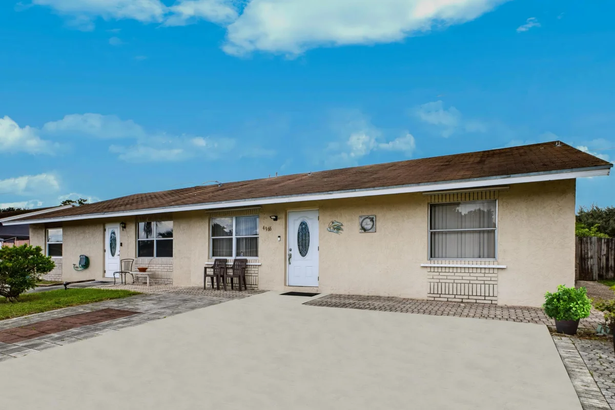 4966 Pimlico Ct, West Palm Beach: photo 1 of 23