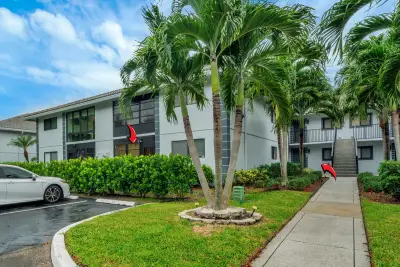 15011 Ashland Cir #12, Delray Beach: photo 1 of 2