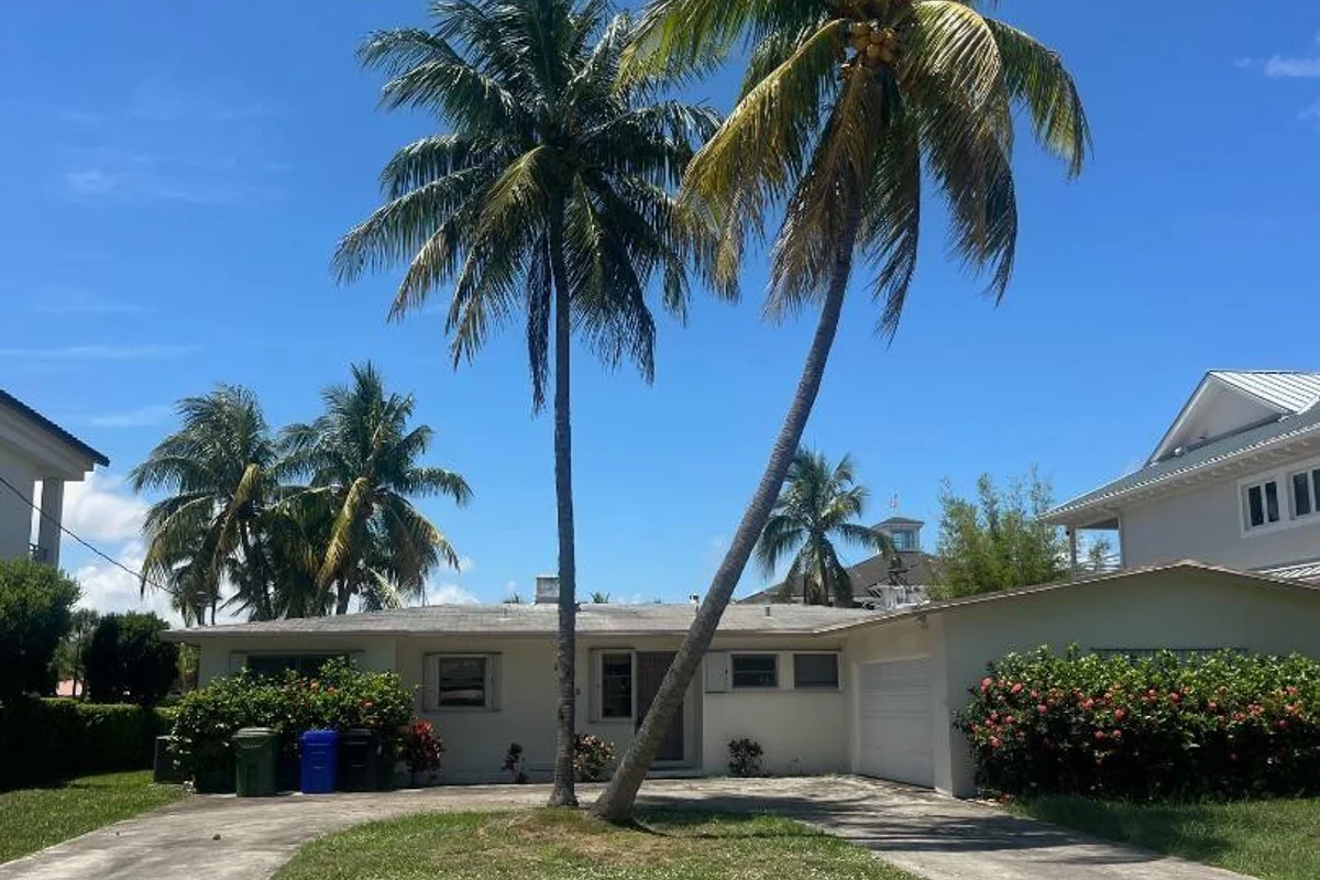 1625 SE 12th Ct, Fort Lauderdale: photo 1 of 26