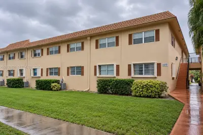 600 SW 2nd Ave #137, Boca Raton: photo 1 of 18