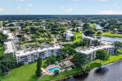 9470 Poinciana Pl #406, Davie: photo 1 of 39