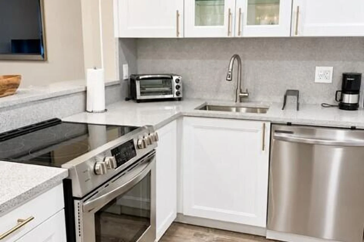 1801 S Ocean Dr S #941, Hallandale Beach: photo 1 of 12