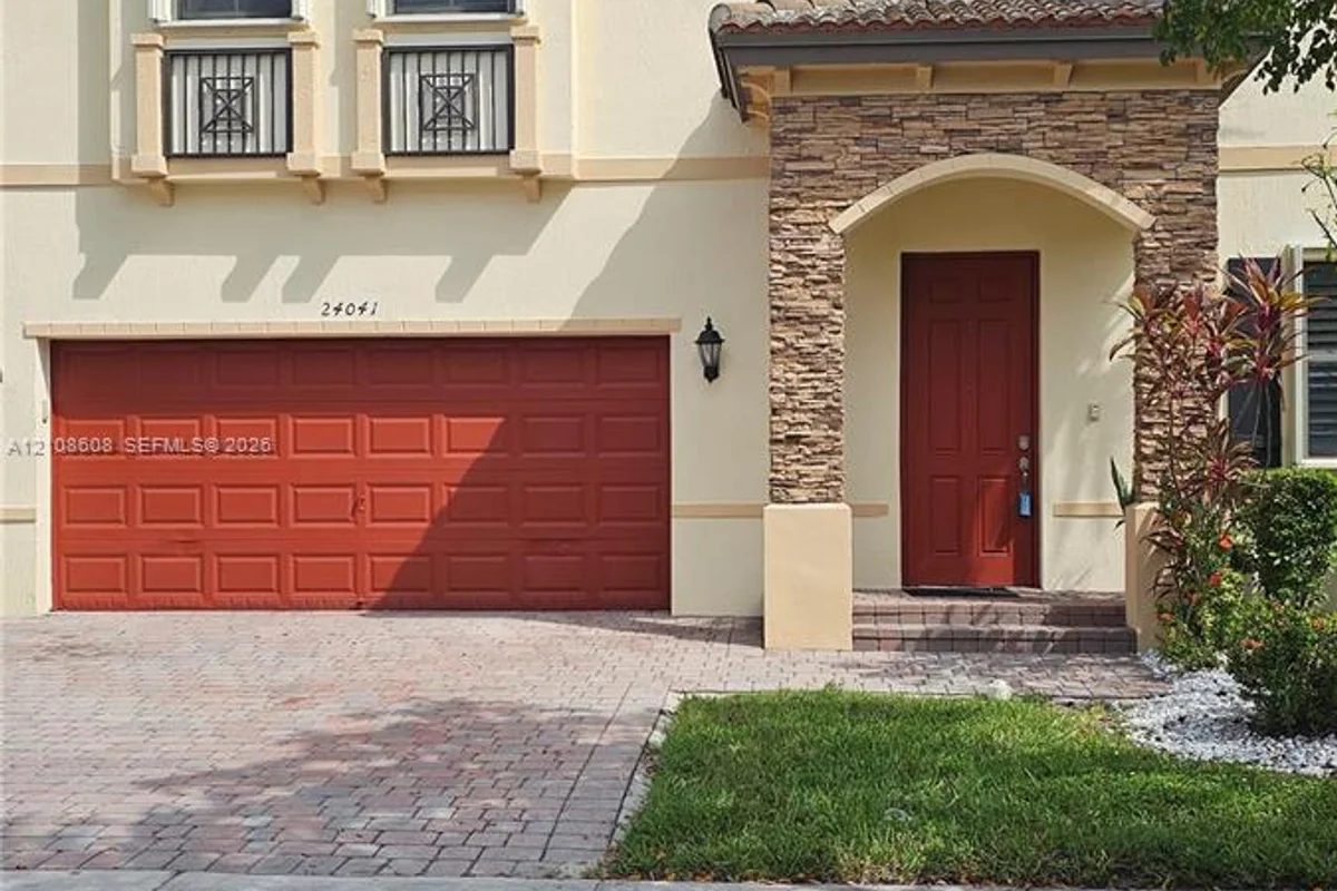 24041 SW 114th Pl, Homestead: photo 1 of 70