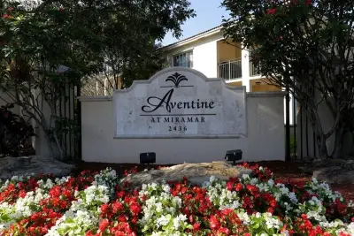 2544 Centergate Dr #202, Miramar: photo 1 of 23