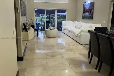 5032 SW 34th Ter, Hollywood: photo 1 of 10
