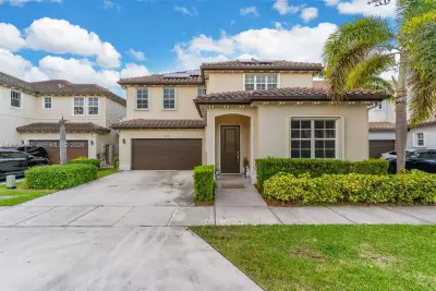 11771 SW 243rd St, Homestead: photo 1 of 36
