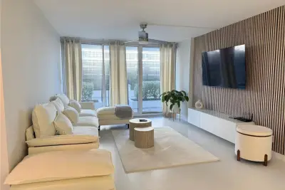 525 N Ocean Blvd #422, Pompano Beach: photo 1 of 48
