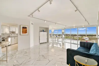 1900 Consulate Pl #1704, West Palm Beach: photo 1 of 77