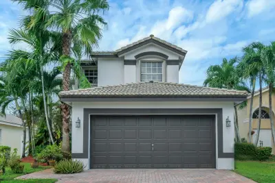 16391 SW 29th St, Miramar: photo 1 of 69
