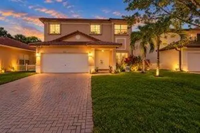 6127 NW 41st Dr, Coral Springs: photo 1 of 52