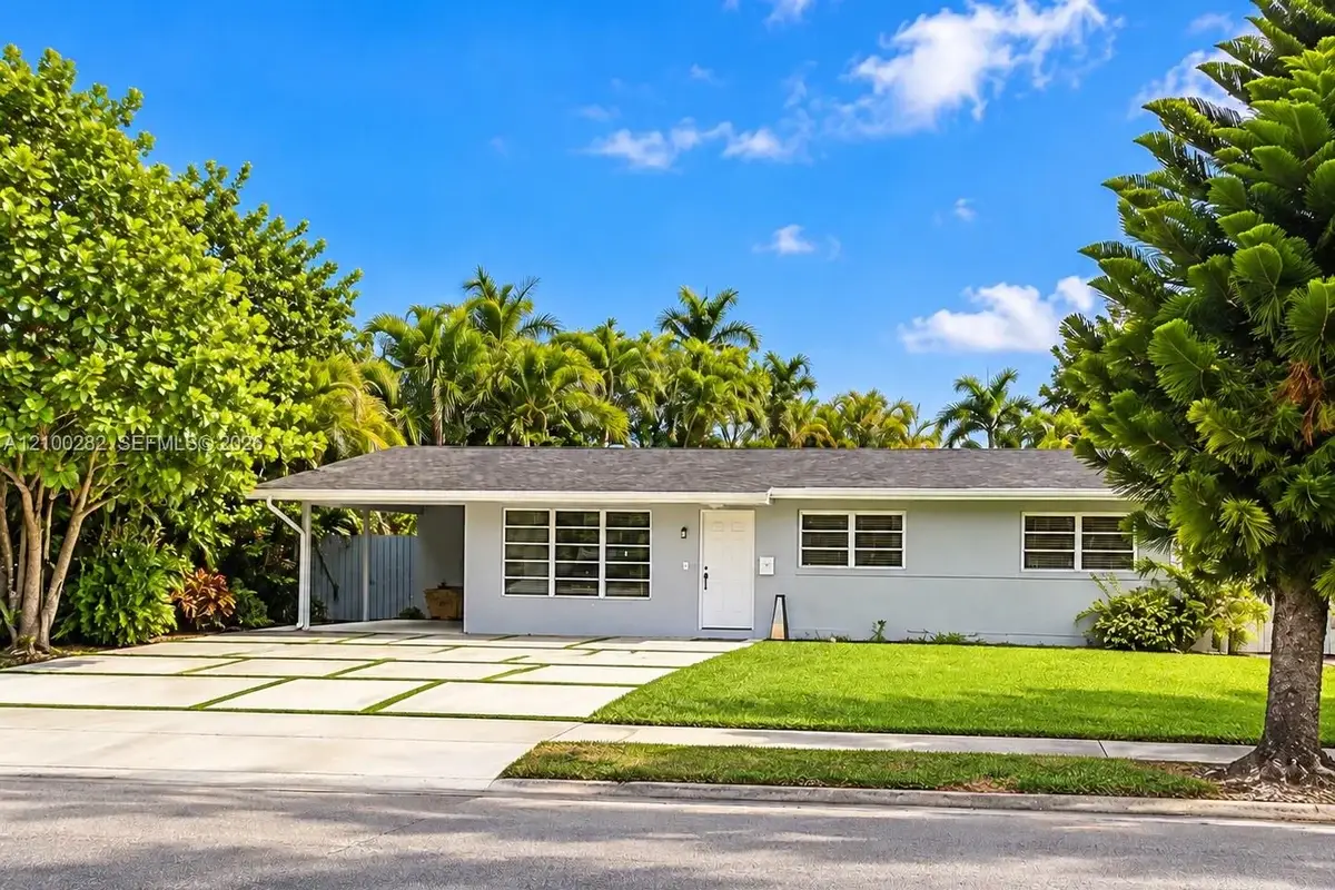 10441 SW 54th St, Miami: photo 1 of 1