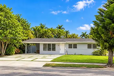 10441 SW 54th St, Miami: photo 1 of 1