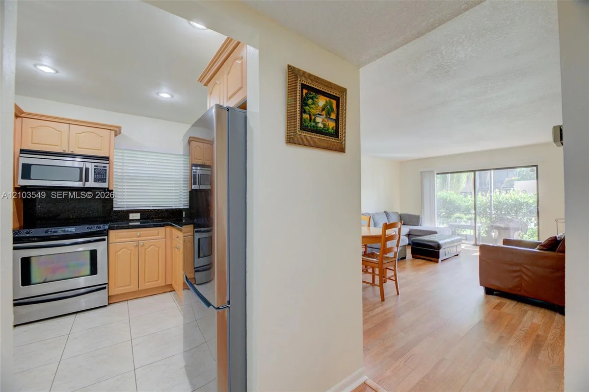 8901 N New River Canal Rd #4W, Plantation: photo 1 of 30