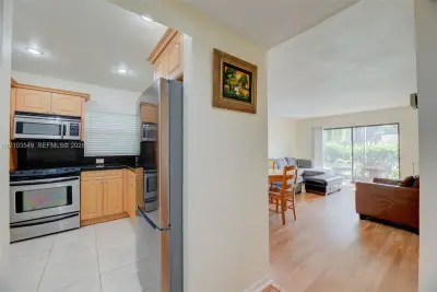 8901 N New River Canal Rd #4W, Plantation: photo 1 of 30