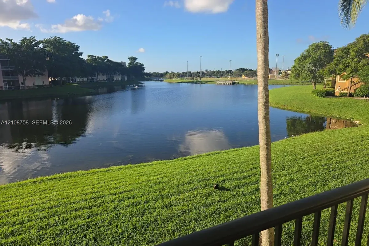 7980 N Nob Hill Rd #204, Tamarac: photo 1 of 2