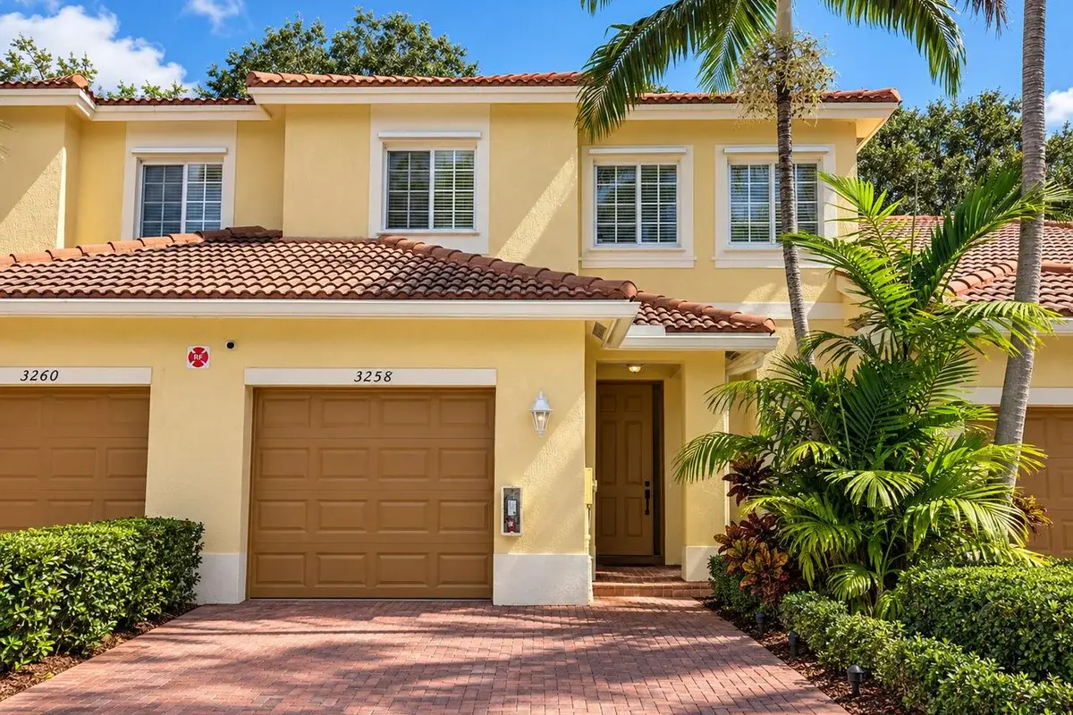 3258 NW 31st Ter, Oakland Park: photo 1 of 3