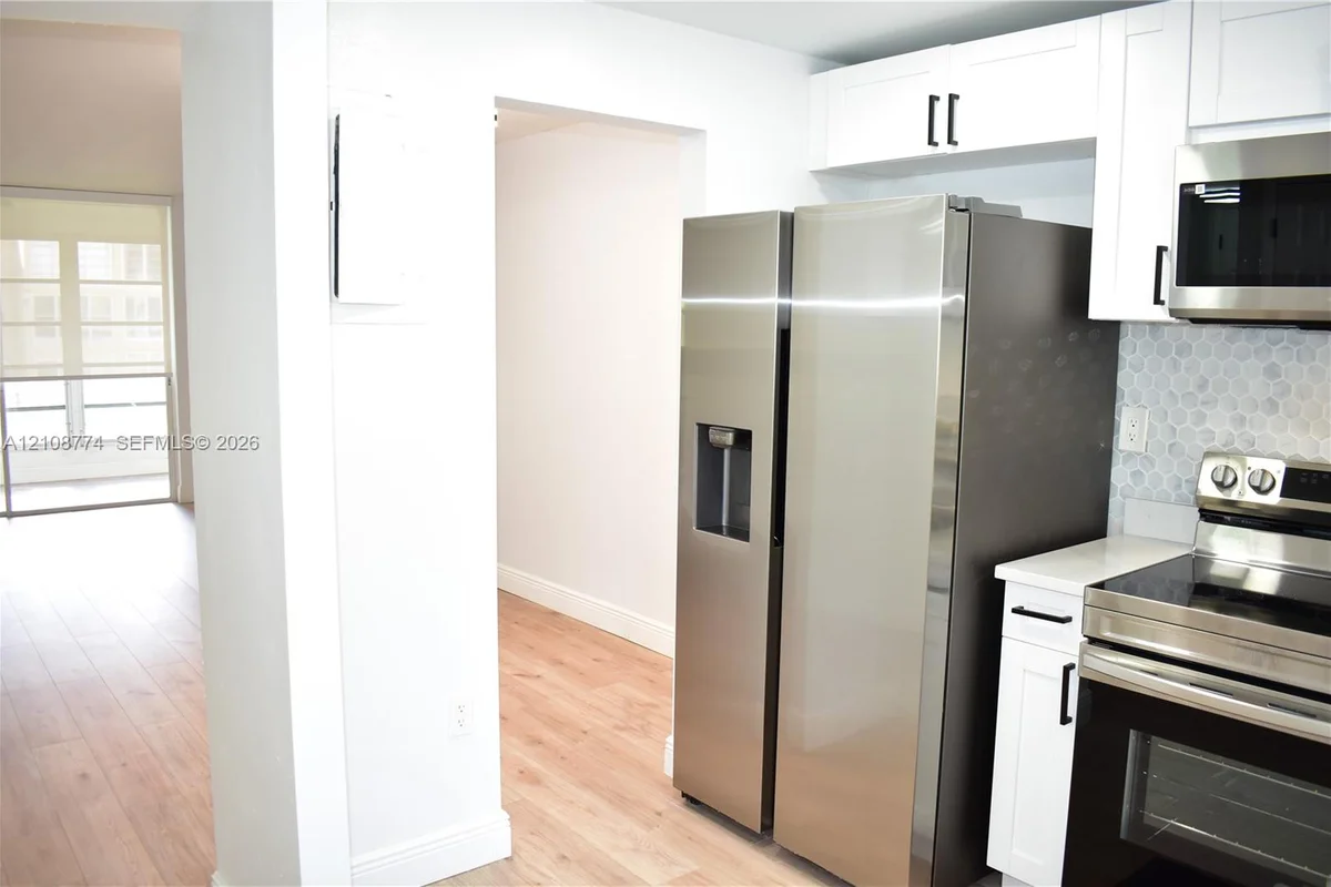 2780 N Pine Island Rd #211, Sunrise: photo 1 of 28