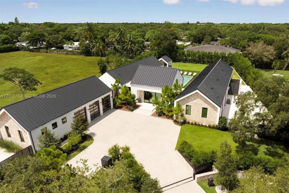 6973 SW 151st St, Palmetto Bay: photo 1 of 31