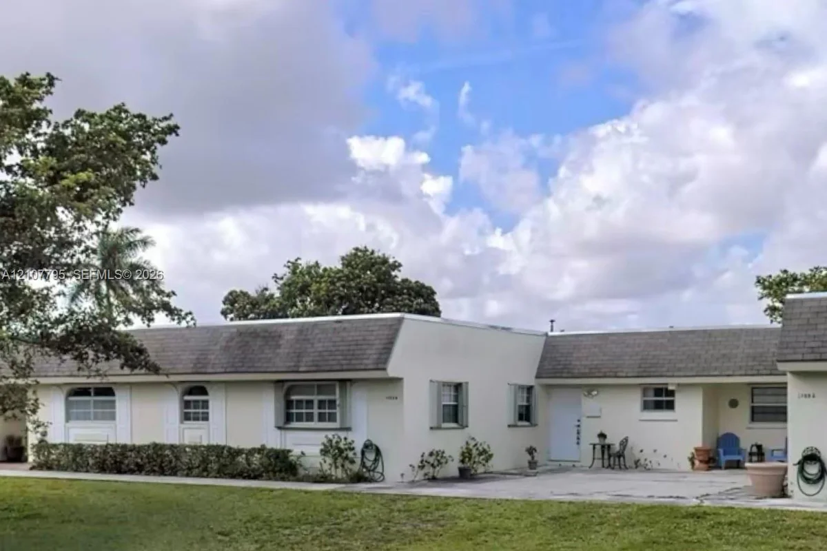 17084 SW 112th Ct #V3142, Miami: photo 1 of 55
