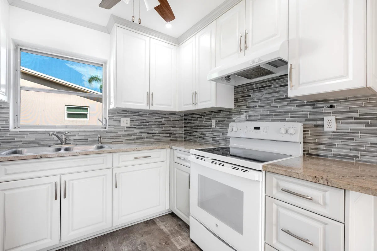 2739 Dudley Dr W #D, West Palm Beach: photo 1 of 28