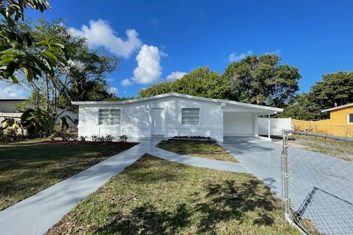 1517 NW 19th Ave, Fort Lauderdale: photo 1 of 37